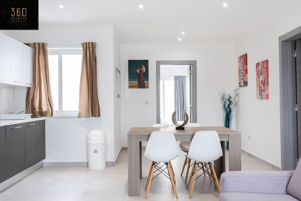 Spacious, Beautiful Central Penthouse With Bbq By 360 Estates Pietà Extérieur photo