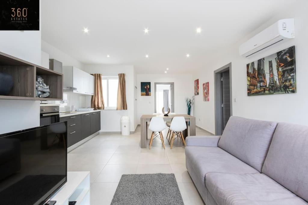 Spacious, Beautiful Central Penthouse With Bbq By 360 Estates Pietà Extérieur photo