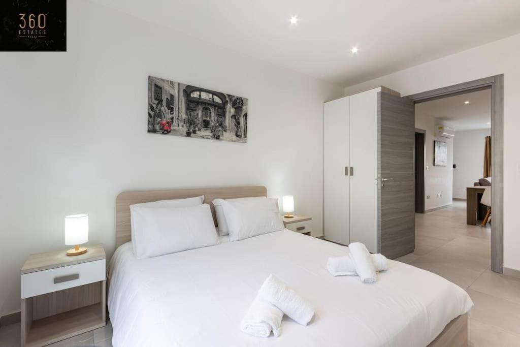 Spacious, Beautiful Central Penthouse With Bbq By 360 Estates Pietà Extérieur photo