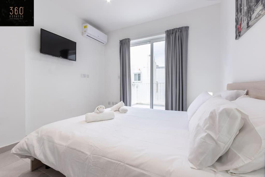 Spacious, Beautiful Central Penthouse With Bbq By 360 Estates Pietà Extérieur photo